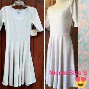 NWT Nicole Dress S